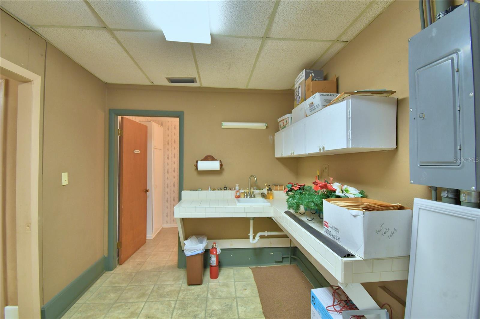 22 E WALL ST, FROSTPROOF, FL, 33843