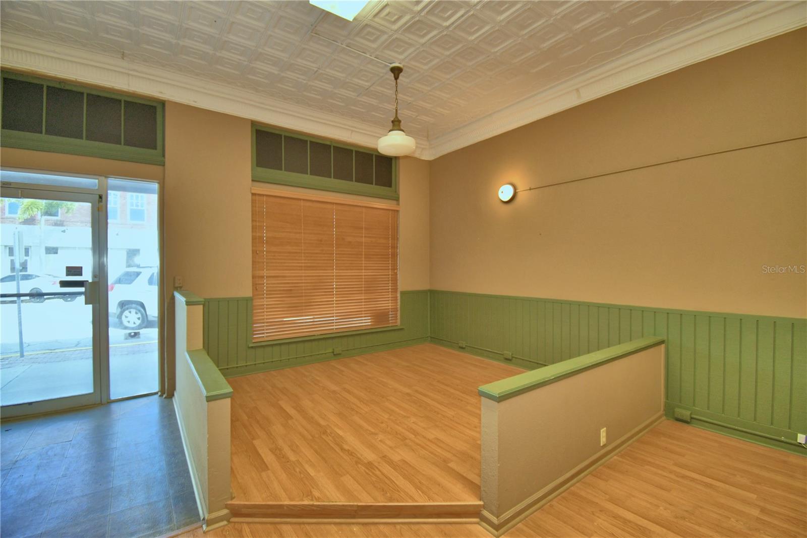 22 E WALL ST, FROSTPROOF, FL, 33843