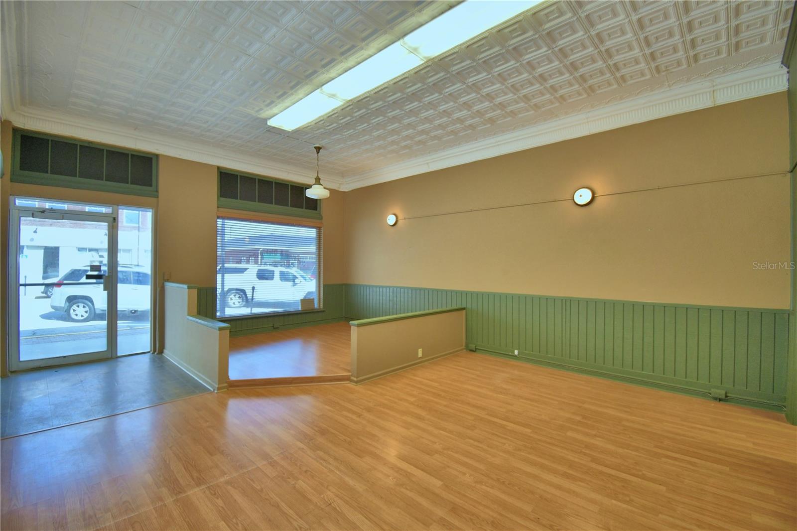 22 E WALL ST, FROSTPROOF, FL, 33843