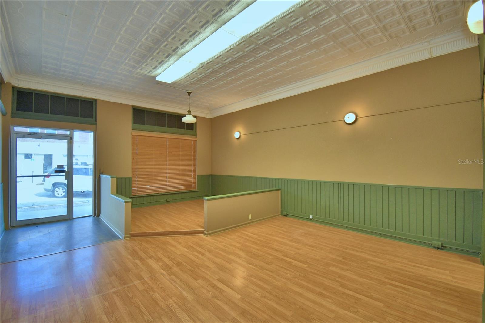 22 E WALL ST, FROSTPROOF, FL, 33843