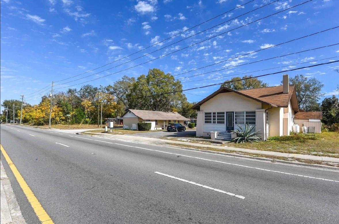 1757 N WOODLAND BLVD, DELAND, FL, 32720