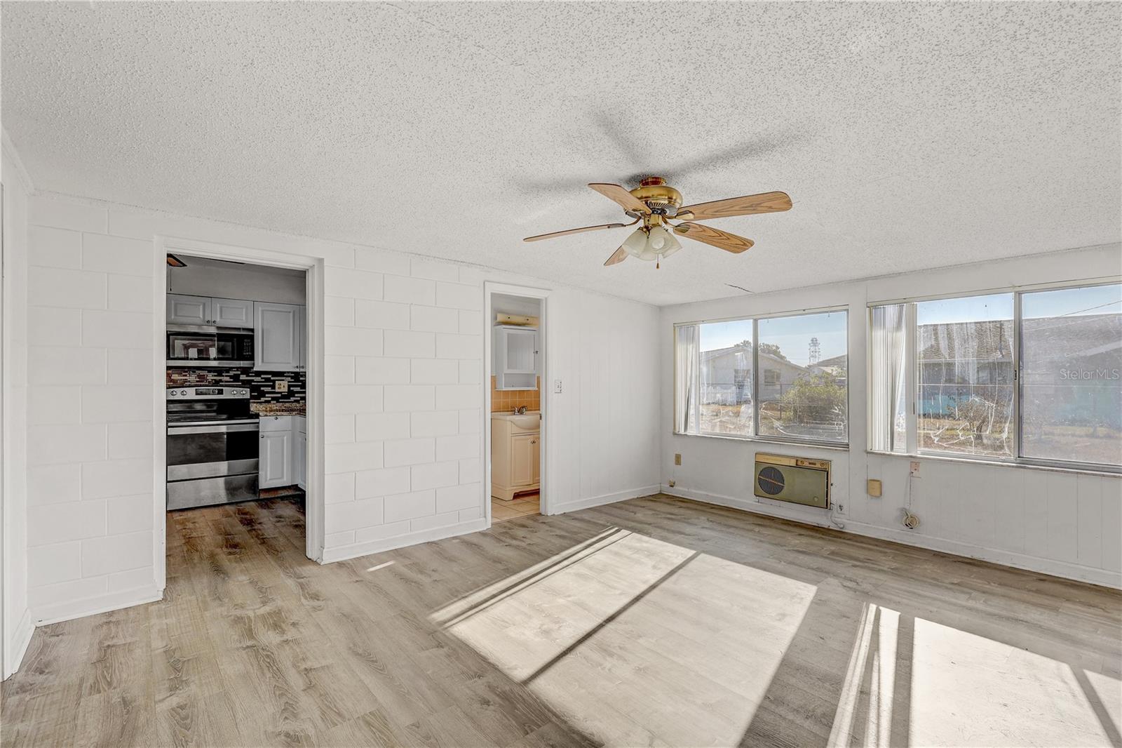 708 TAM O SHANTER AVE, SUN CITY CENTER, FL, 33573