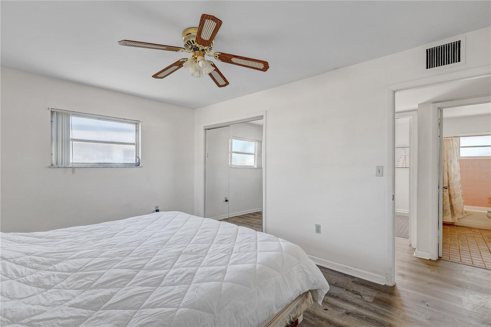 708 TAM O SHANTER AVE, SUN CITY CENTER, FL, 33573