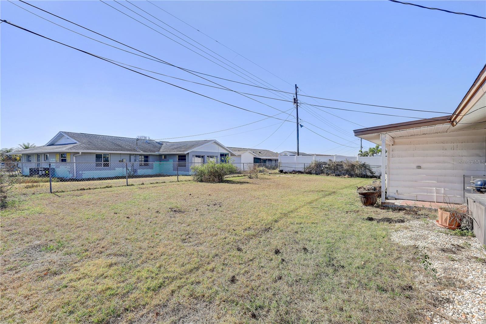 708 TAM O SHANTER AVE, SUN CITY CENTER, FL, 33573