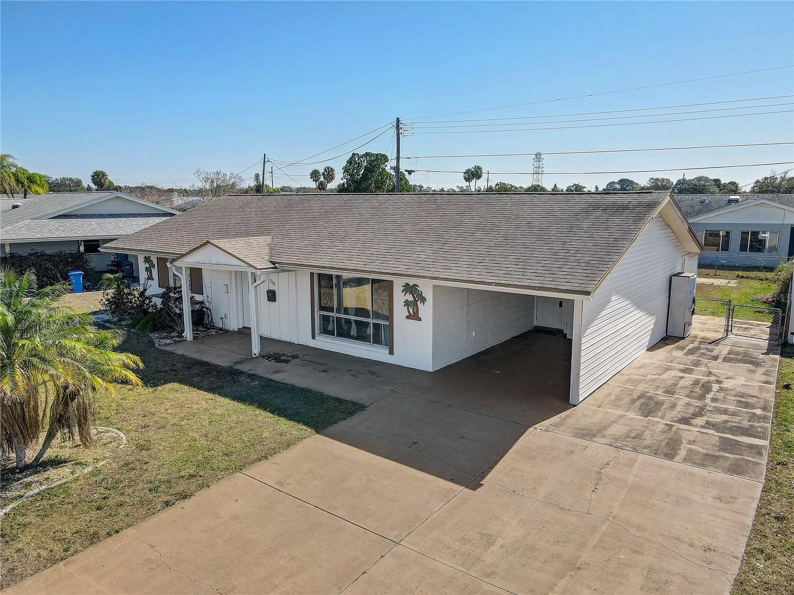 708 TAM O SHANTER AVE, SUN CITY CENTER, FL, 33573