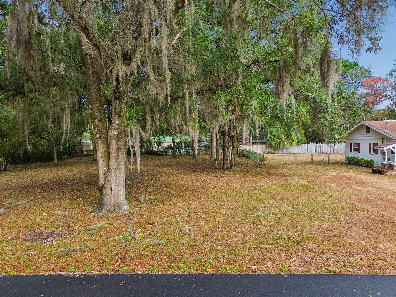 5501 E LIVE OAK LN, INVERNESS, FL, 34453