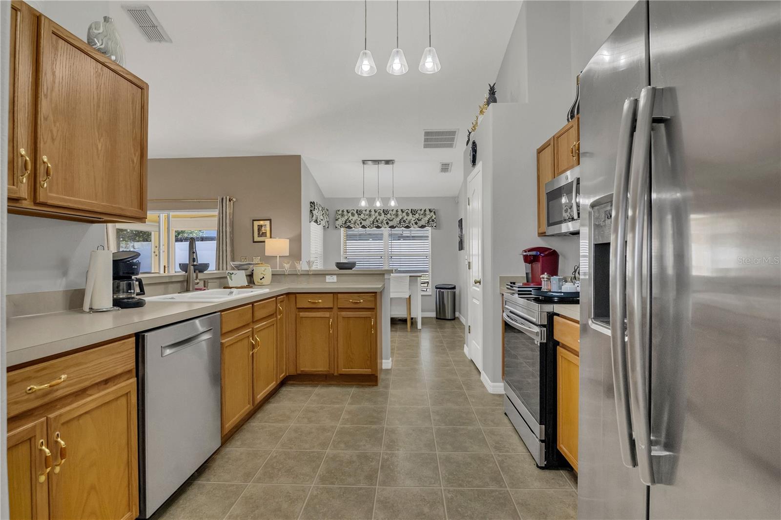 10521 CEDAR FOREST CIR, CLERMONT, FL, 34711