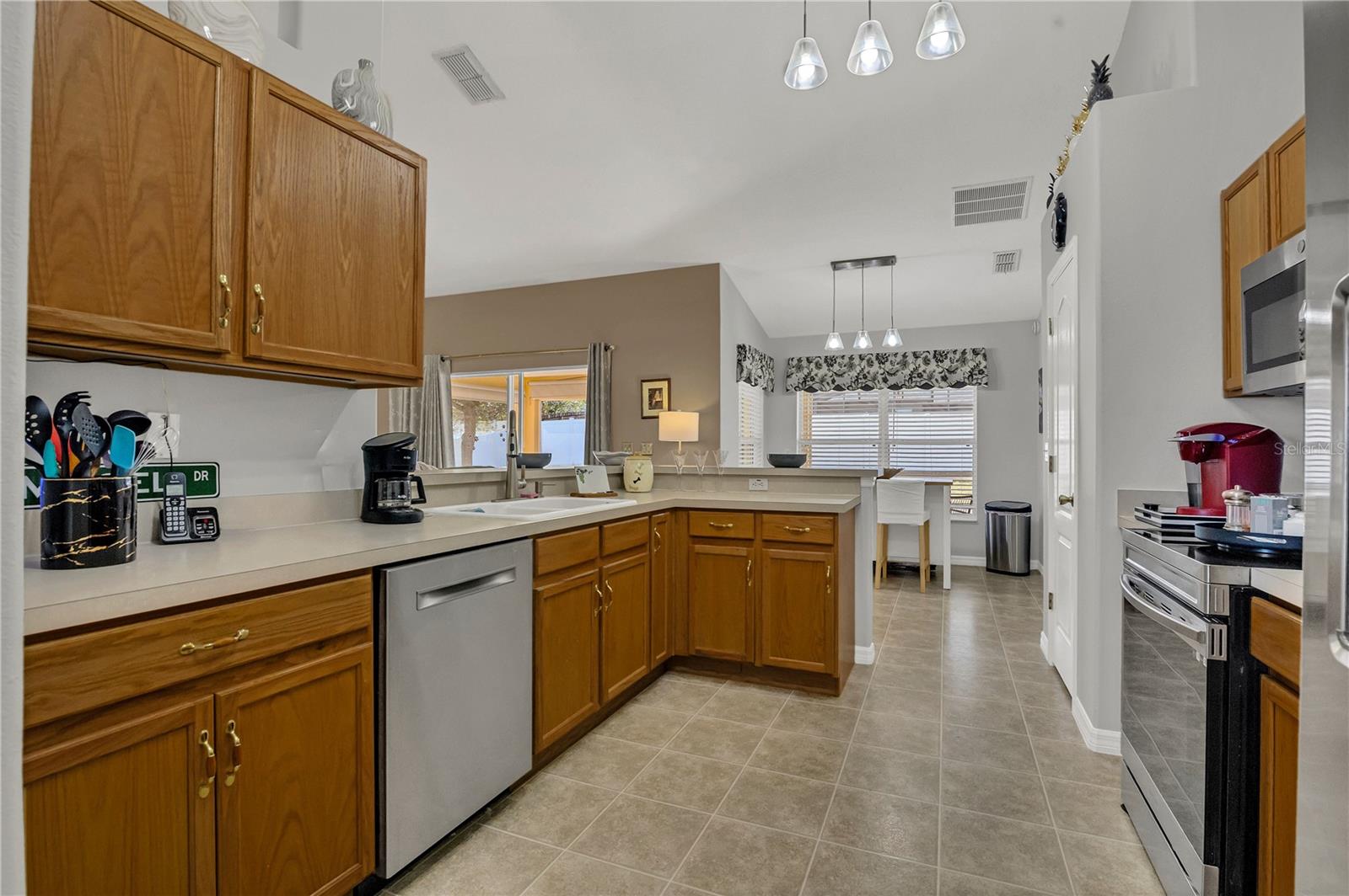 10521 CEDAR FOREST CIR, CLERMONT, FL, 34711