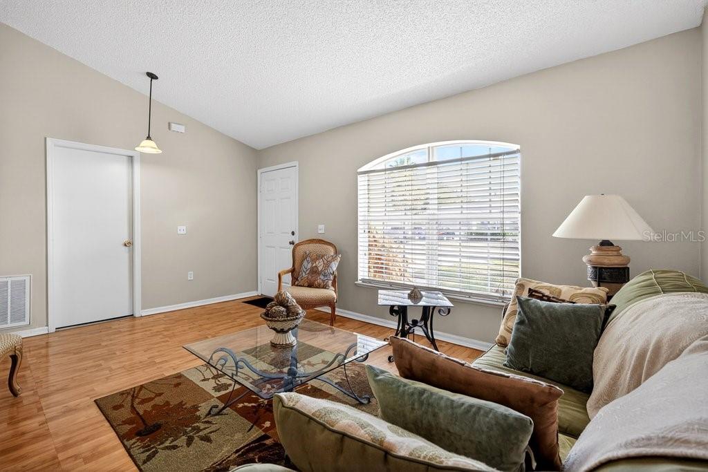 51 LONGFELLOW DR, PALM COAST, FL, 32137