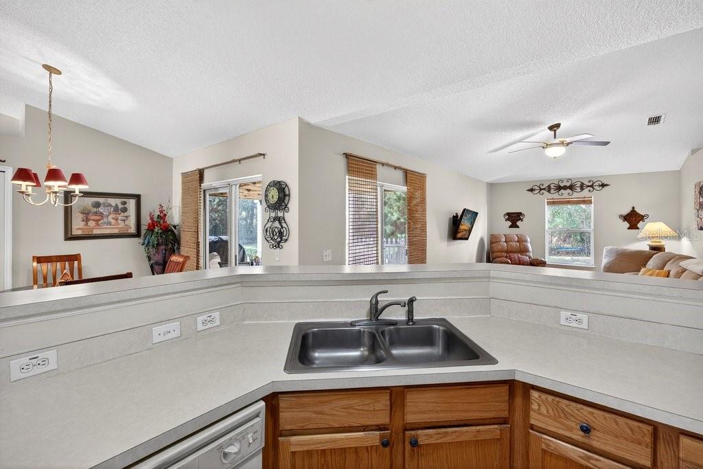 51 LONGFELLOW DR, PALM COAST, FL, 32137