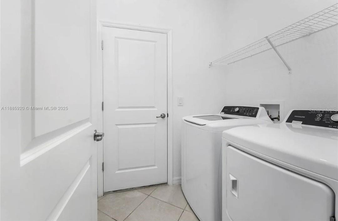 16851 CAYO KEY DR, PORT CHARLOTTE, FL, 33953