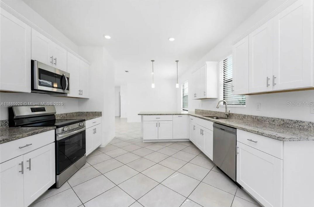 16851 CAYO KEY DR, PORT CHARLOTTE, FL, 33953