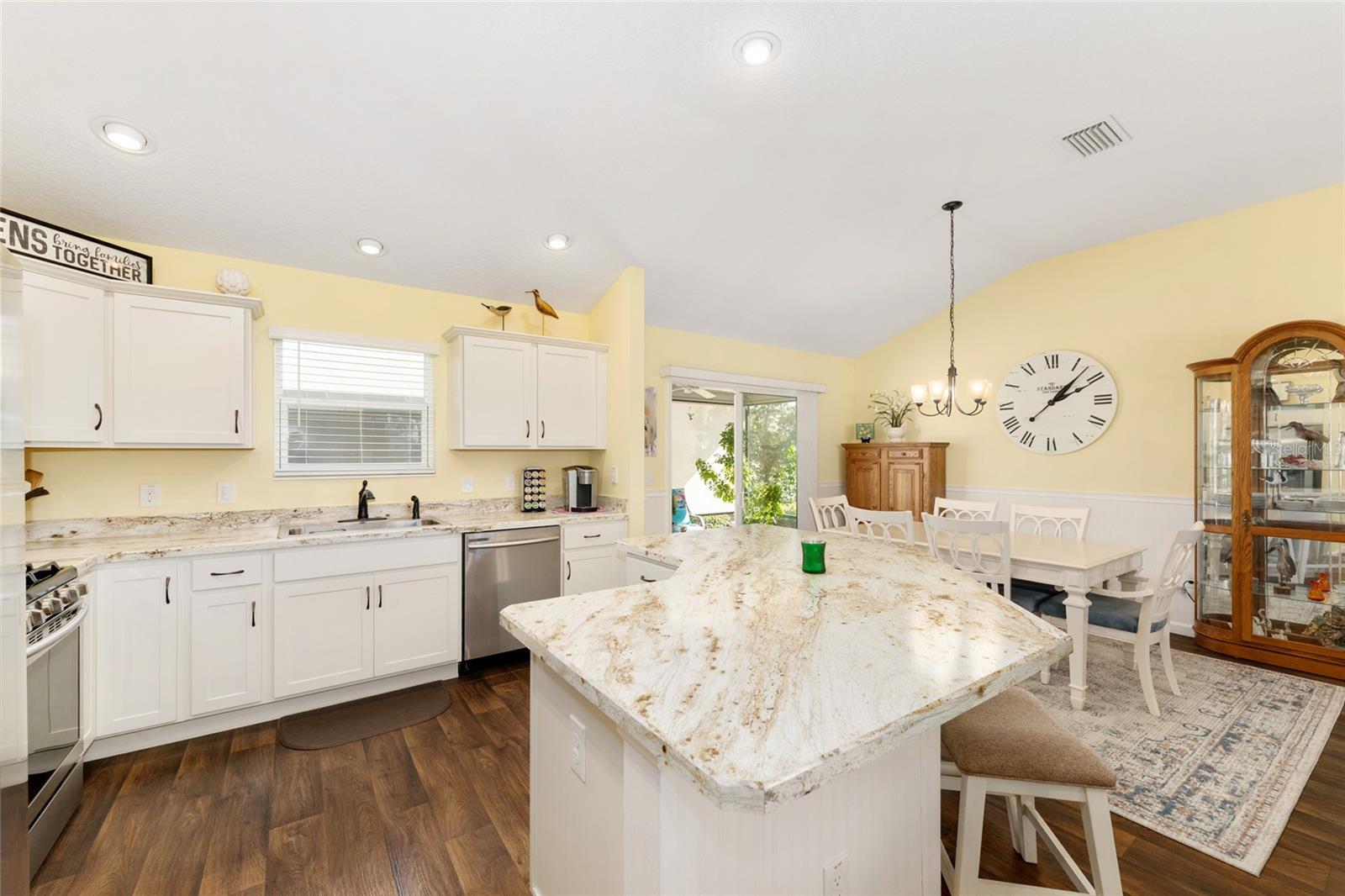 5949 FLINT LOOP, THE VILLAGES, FL, 32163