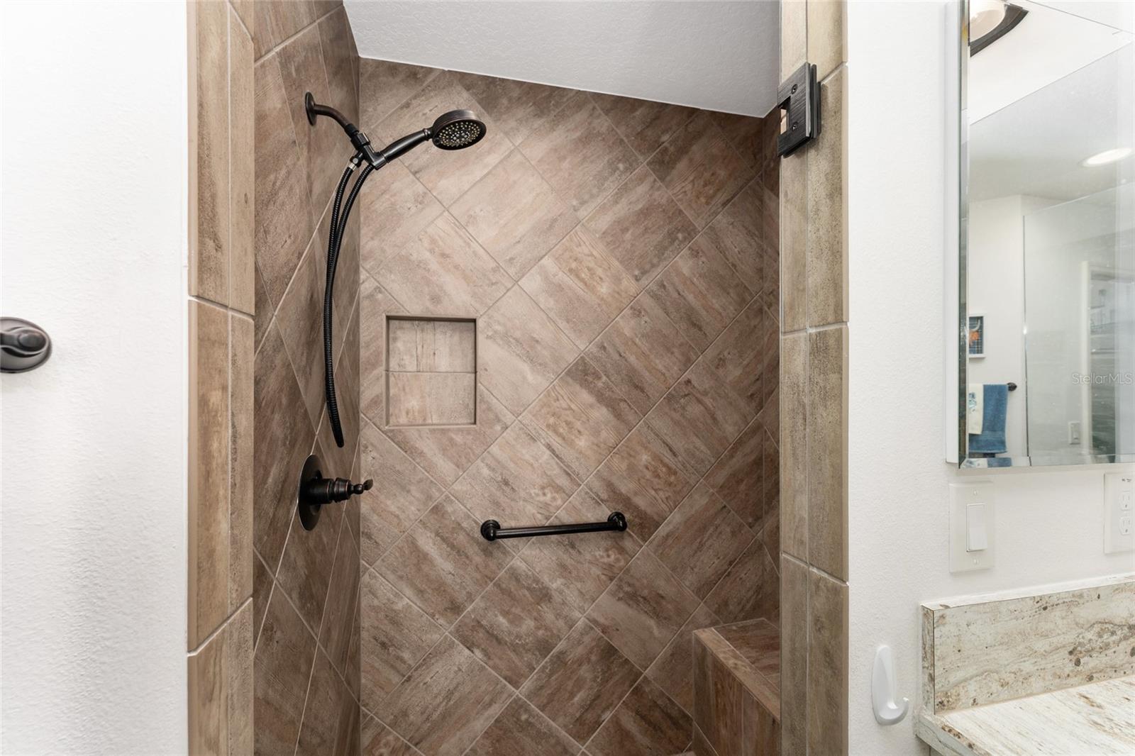 5949 FLINT LOOP, THE VILLAGES, FL, 32163