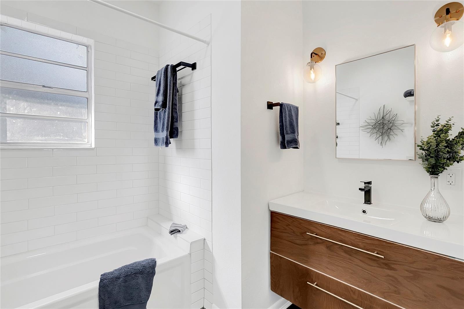 304 W HAYA ST, TAMPA, FL, 33603