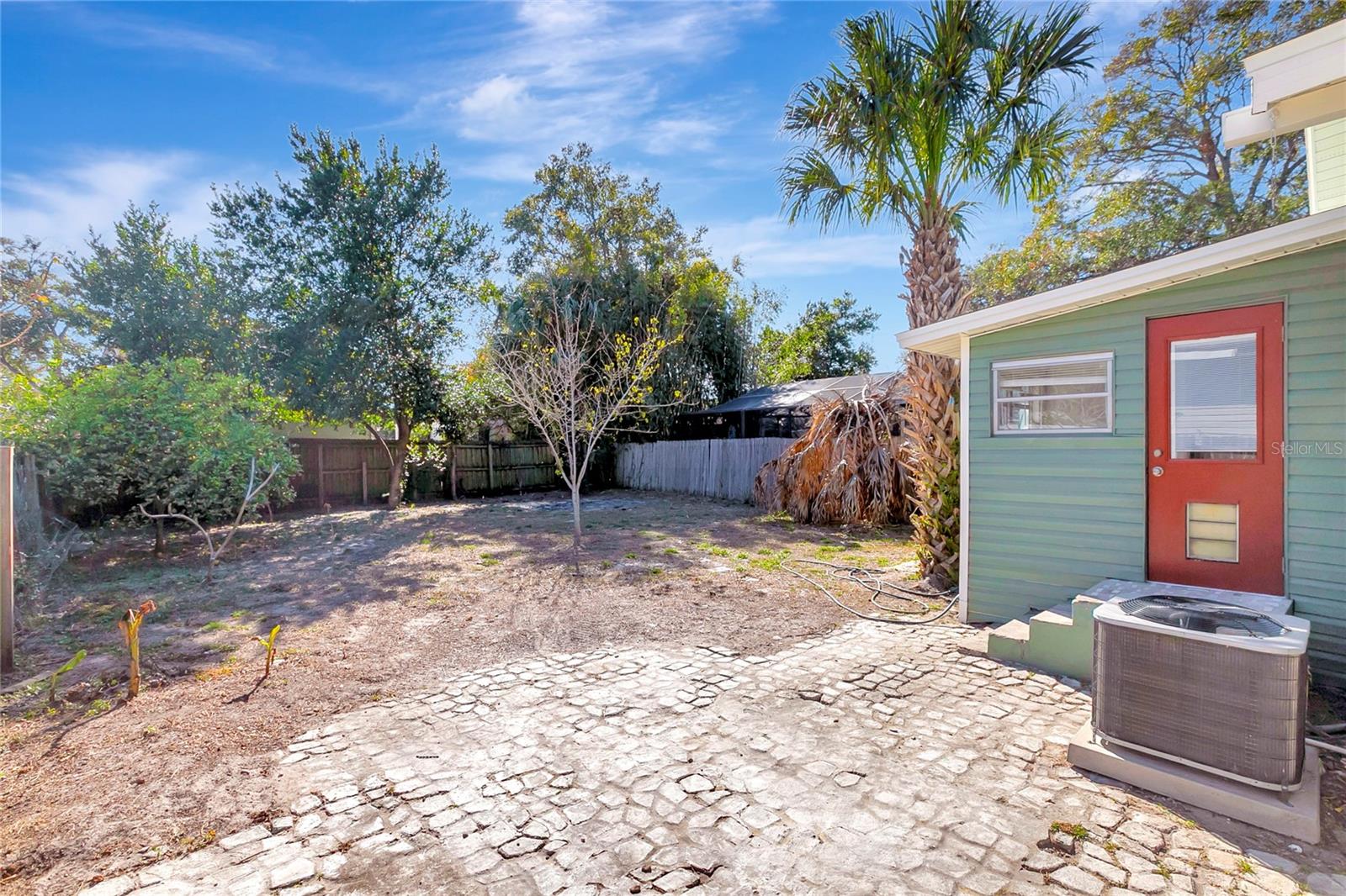 304 W HAYA ST, TAMPA, FL, 33603