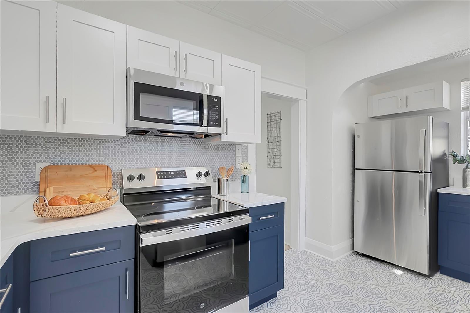 304 W HAYA ST, TAMPA, FL, 33603