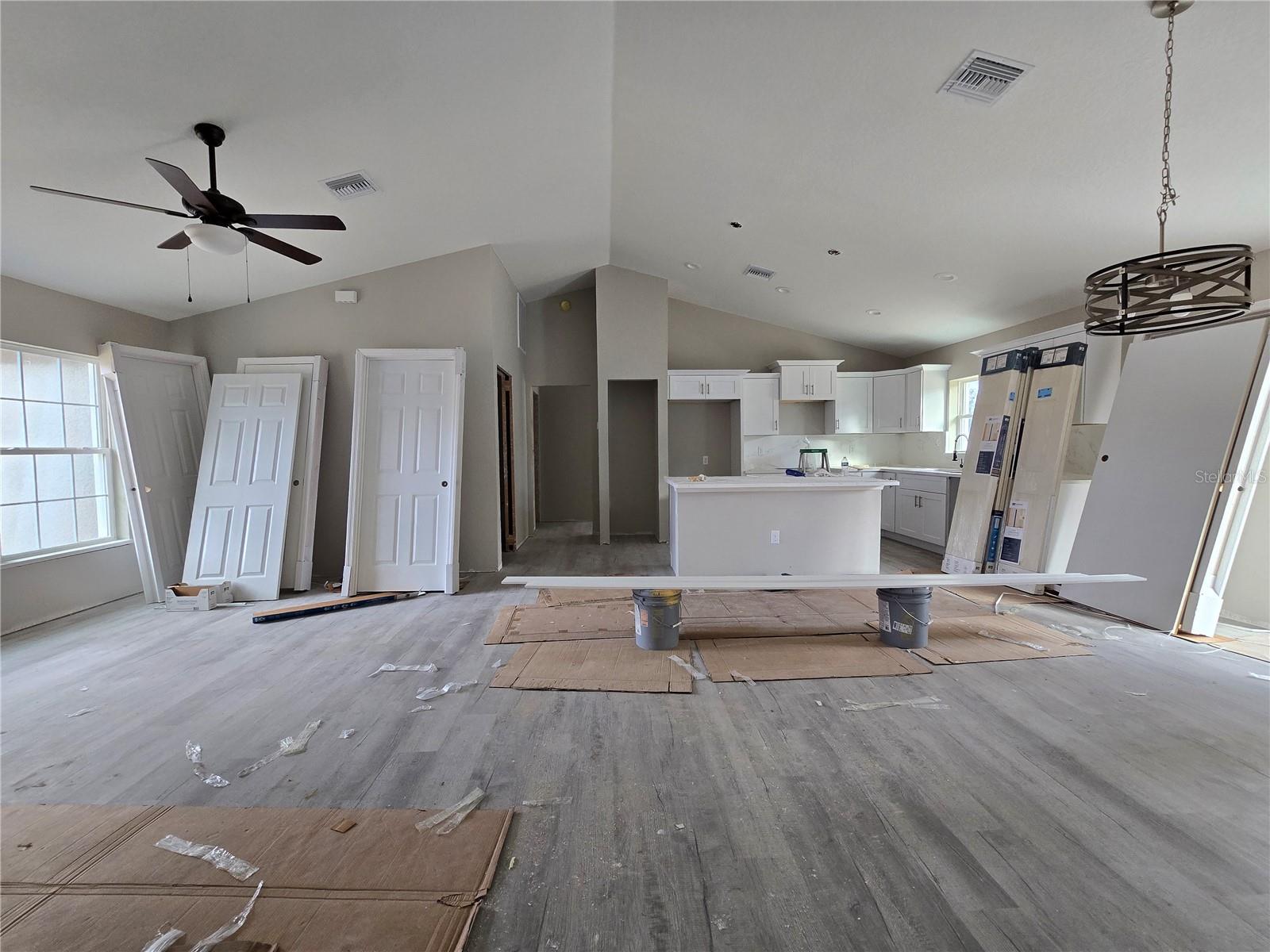 2 OAK TRL, OCALA, FL, 34472