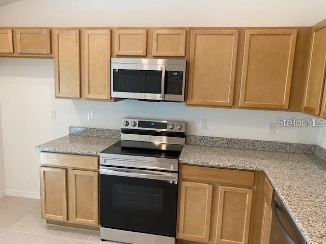 10 RAINSTONE LN #B, PALM COAST, FL, 32164