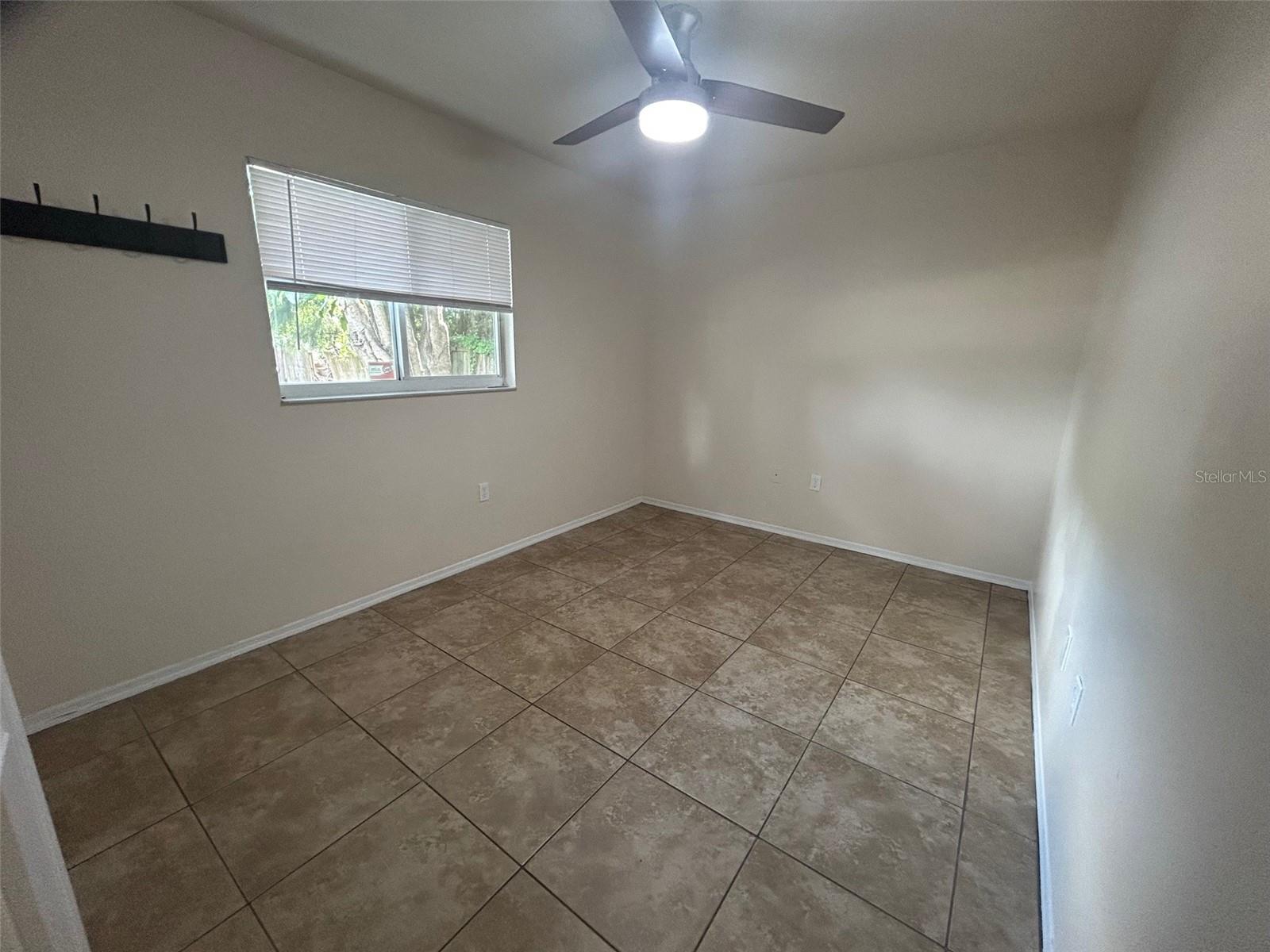 1015 61ST AVENUE DR E, BRADENTON, FL, 34203