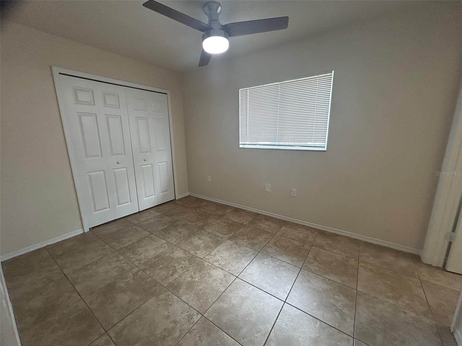 1015 61ST AVENUE DR E, BRADENTON, FL, 34203