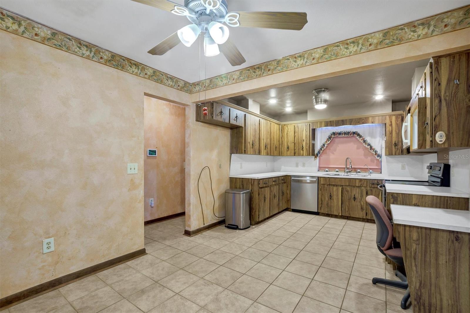 295 S GLEN AVE, LAKE ALFRED, FL, 33850