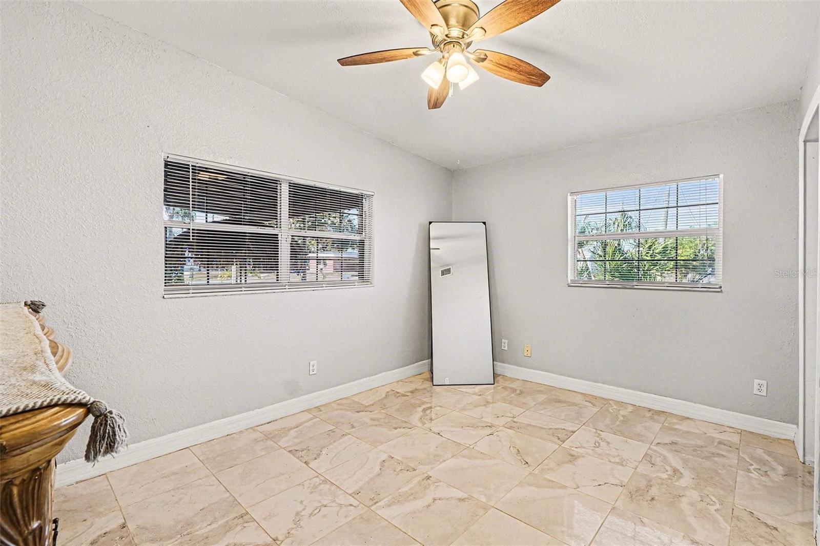 868 CONREID DR NE, PORT CHARLOTTE, FL, 33952