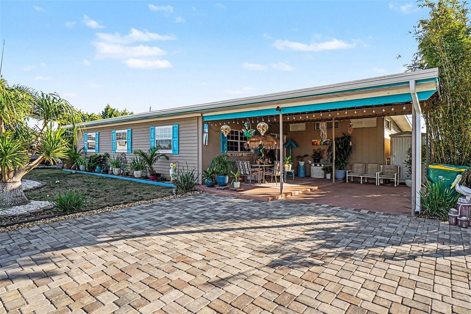 868 CONREID DR NE, PORT CHARLOTTE, FL, 33952