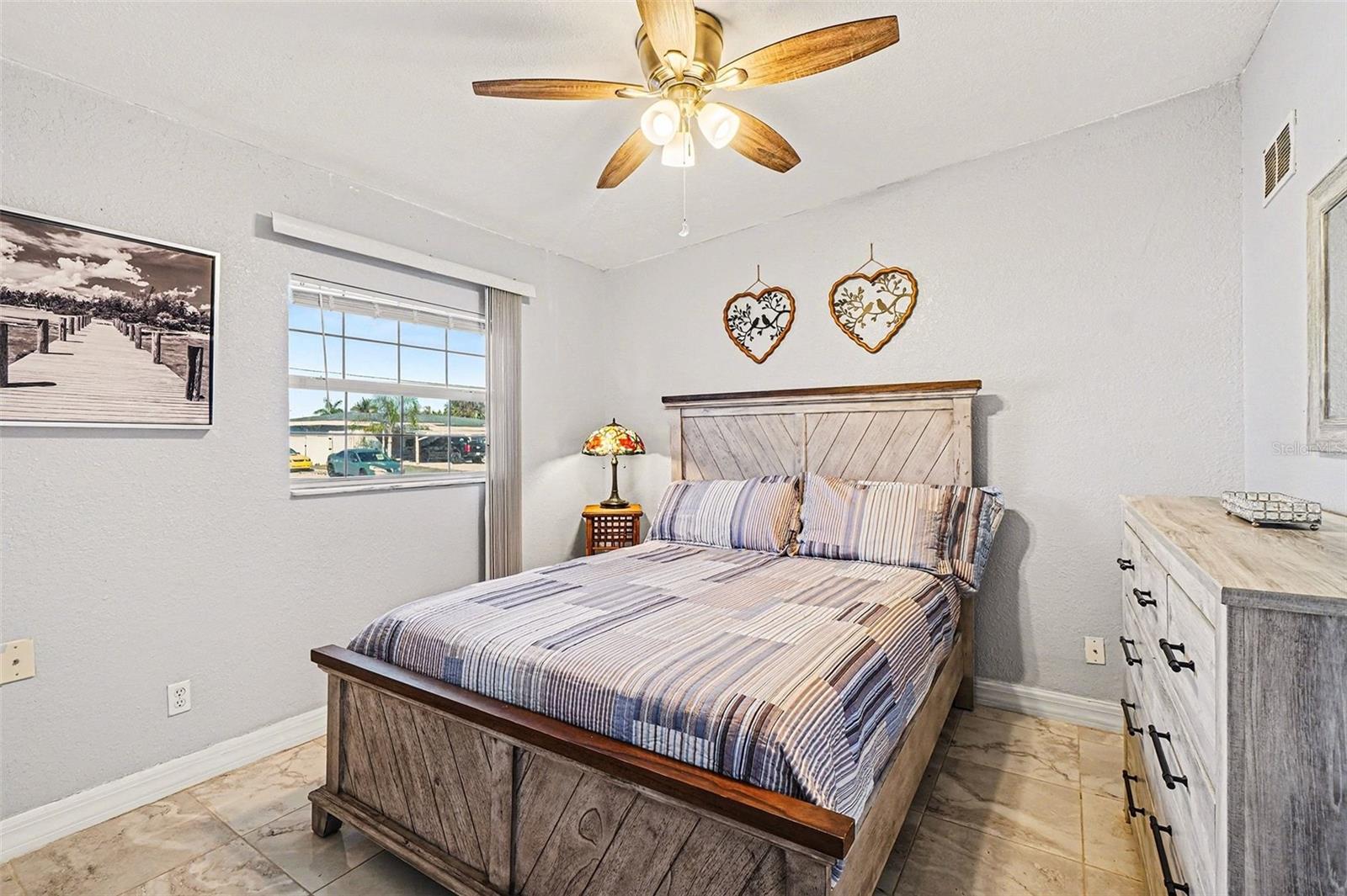 868 CONREID DR NE, PORT CHARLOTTE, FL, 33952