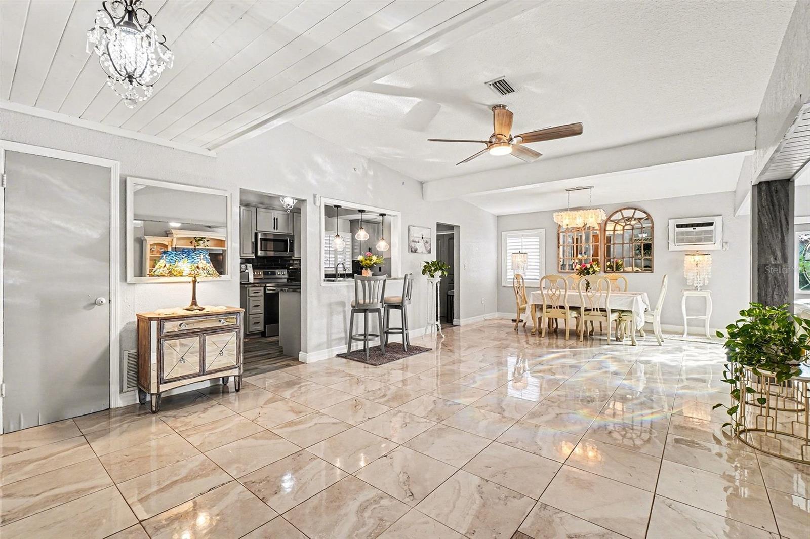 868 CONREID DR NE, PORT CHARLOTTE, FL, 33952