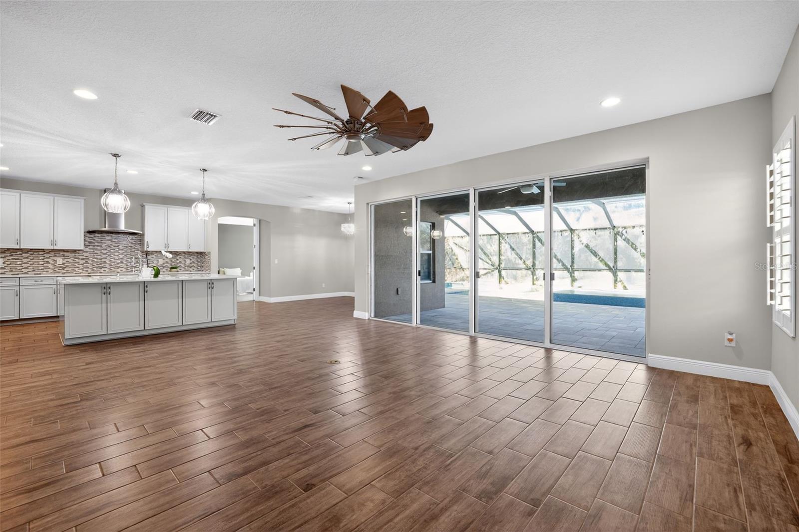 13231 WILDFLOWER MEADOW DR, RIVERVIEW, FL, 33579