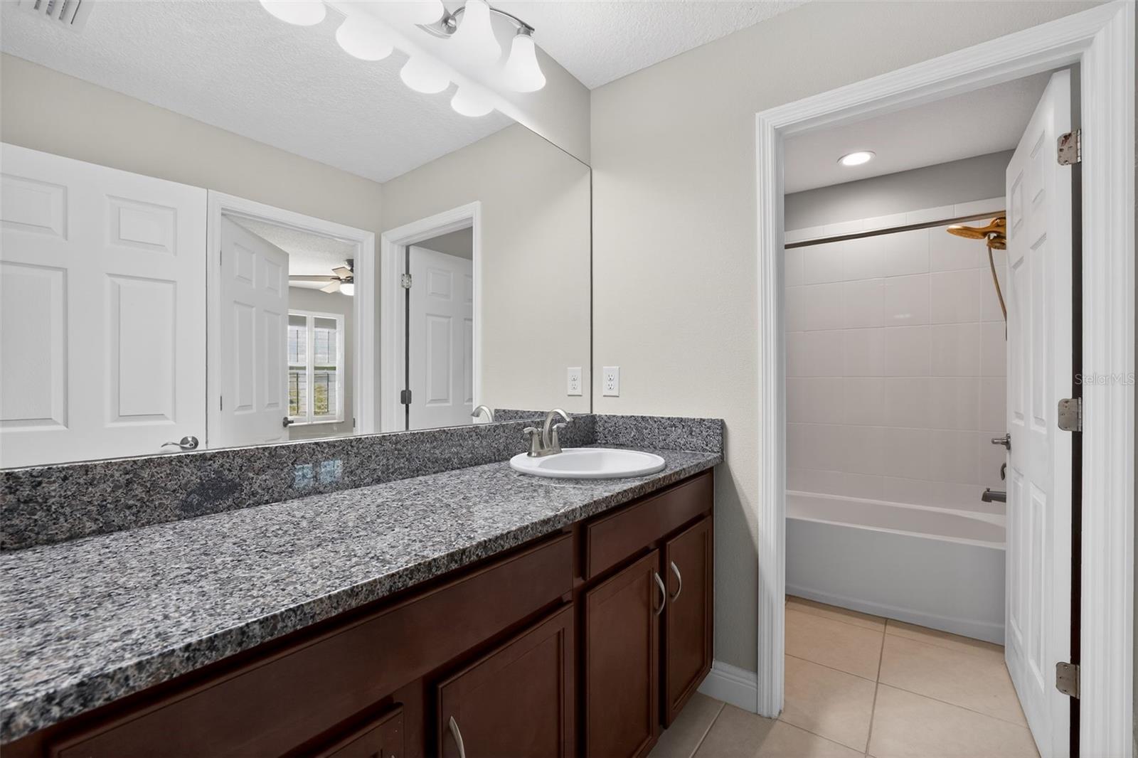 13231 WILDFLOWER MEADOW DR, RIVERVIEW, FL, 33579