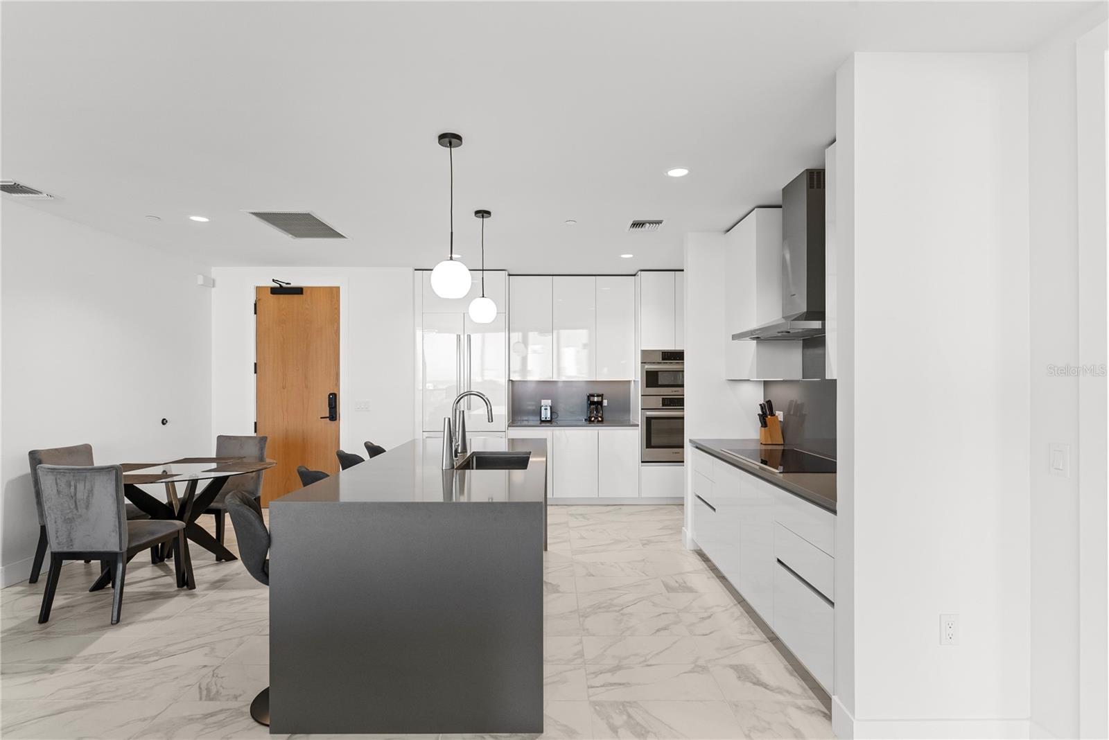 777 3RD AVE N #804, ST PETERSBURG, FL, 33701