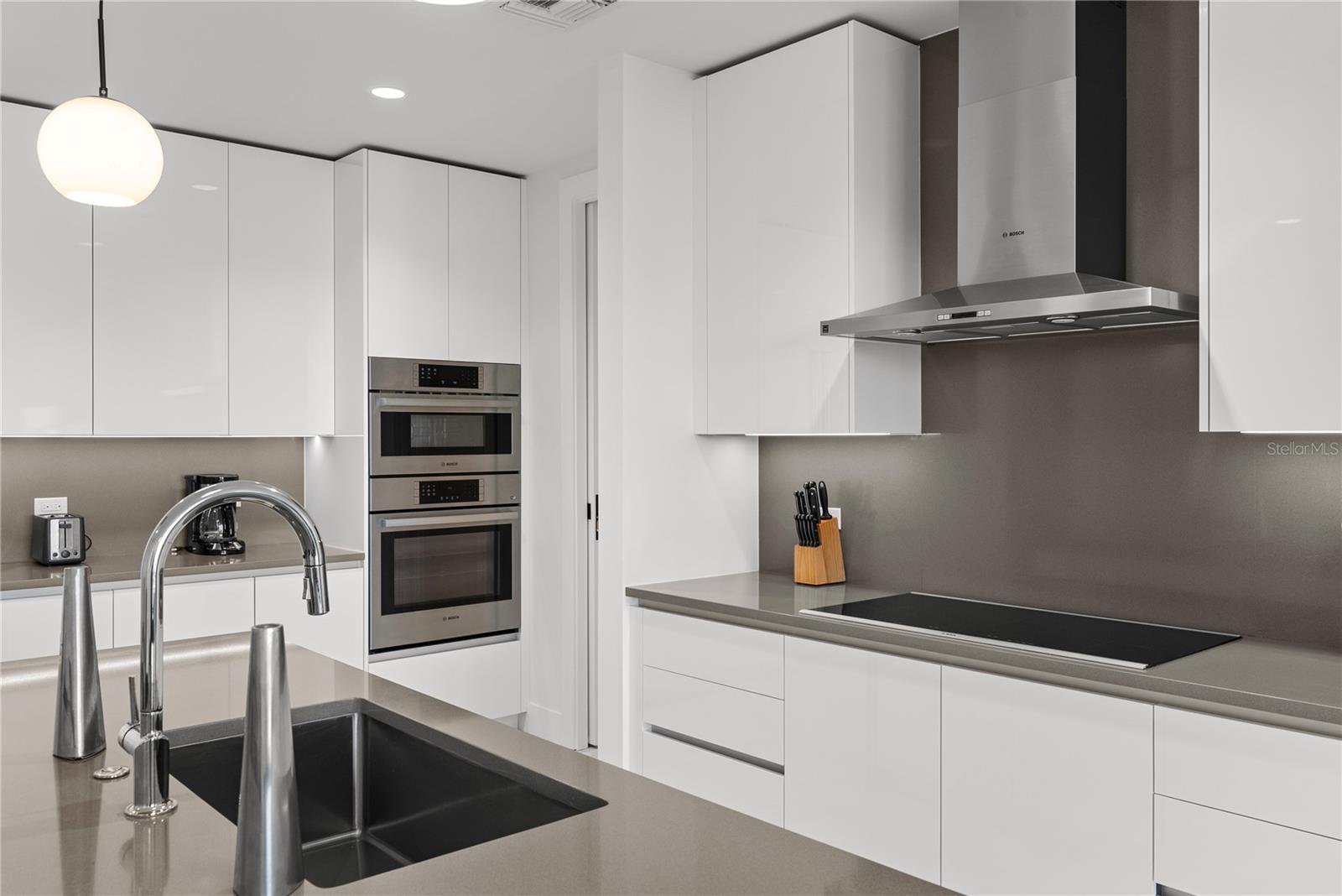 777 3RD AVE N #804, ST PETERSBURG, FL, 33701