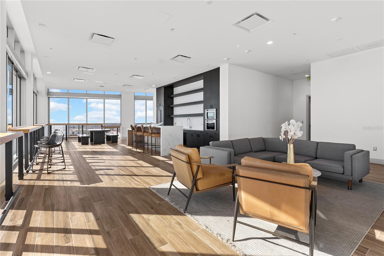 777 3RD AVE N #804, ST PETERSBURG, FL, 33701