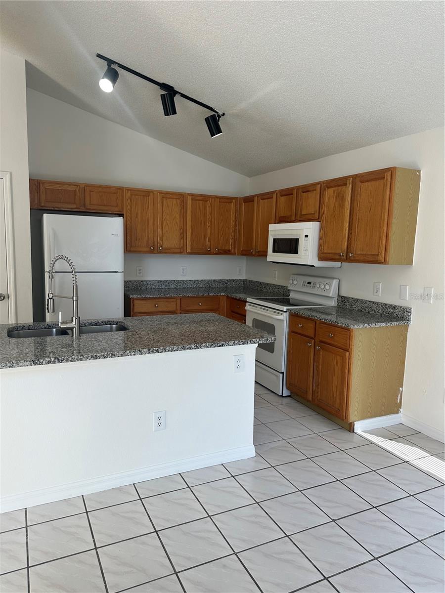 11928 HATCHER CIR, ORLANDO, FL, 32824