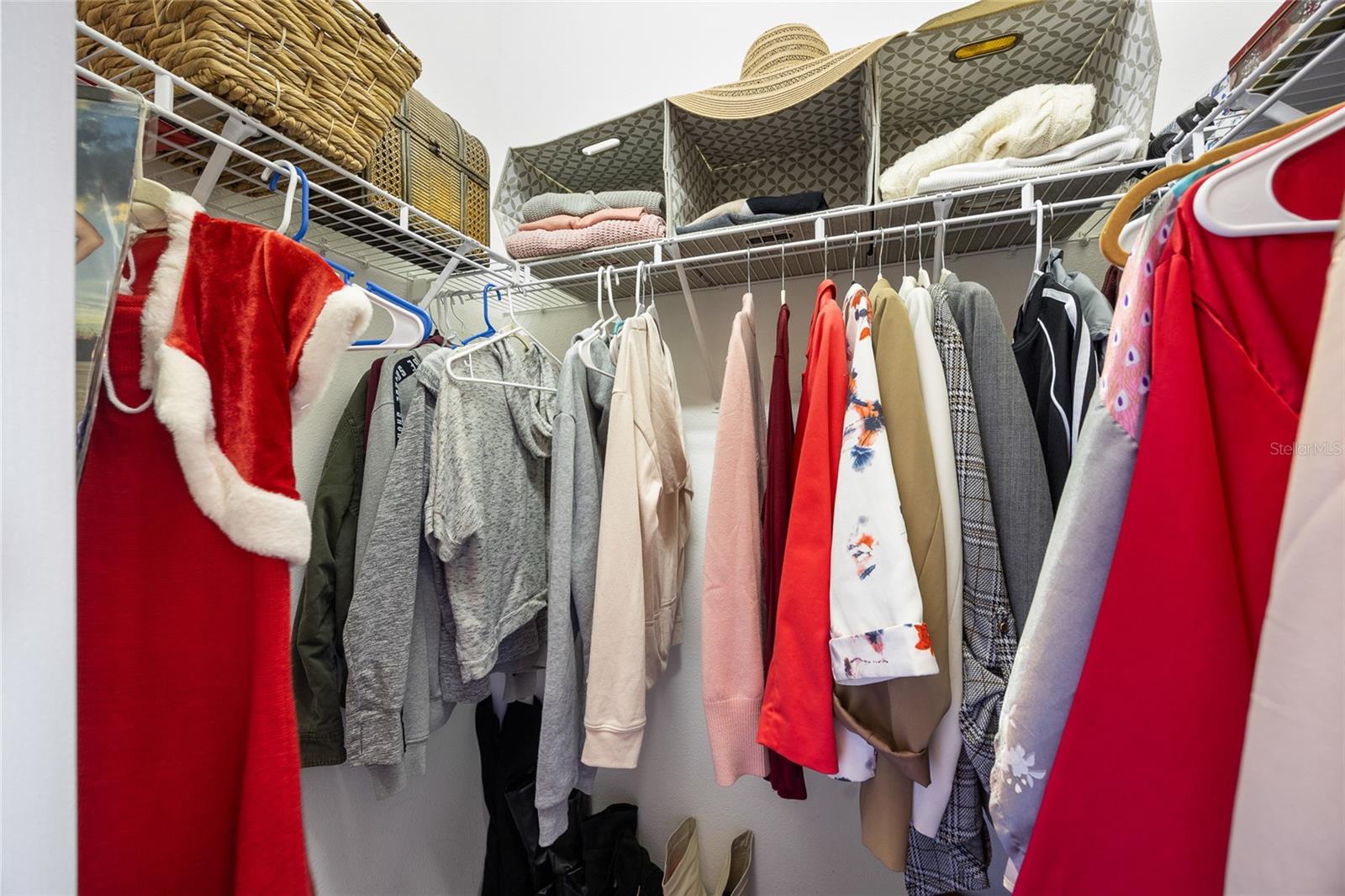 1118 WRIGHT SWYNDE CT, WESLEY CHAPEL, FL, 33543