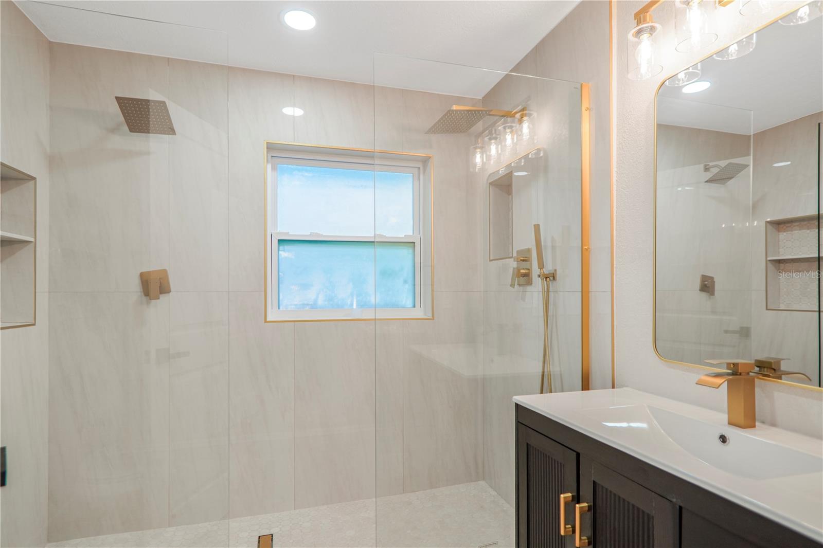 2570 DERBYSHIRE BLVD, MAITLAND, FL, 32751