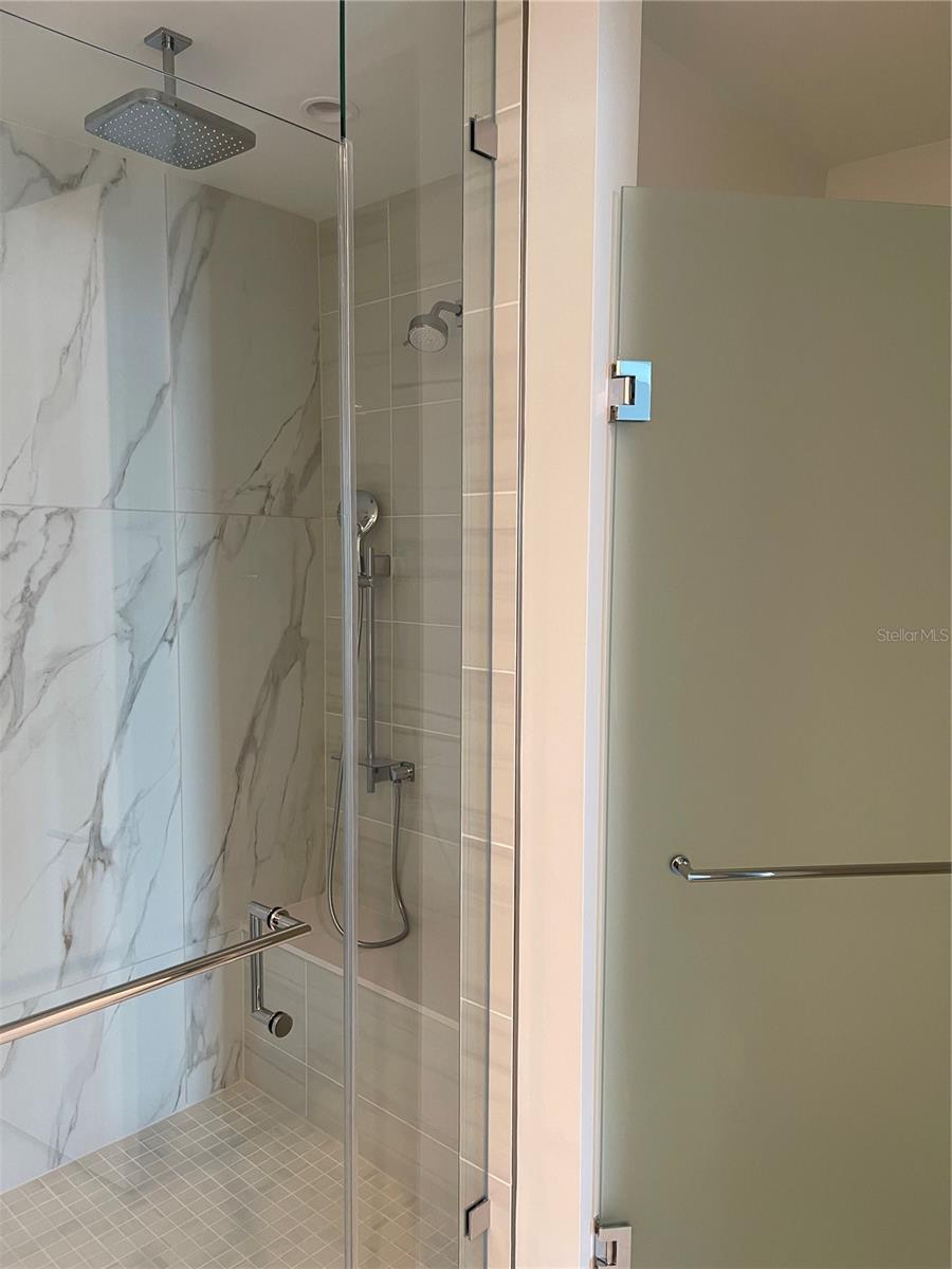 400 CENTRAL AVE #1804, ST PETERSBURG, FL, 33701