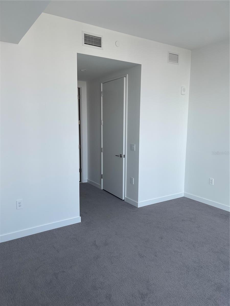 400 CENTRAL AVE #1804, ST PETERSBURG, FL, 33701