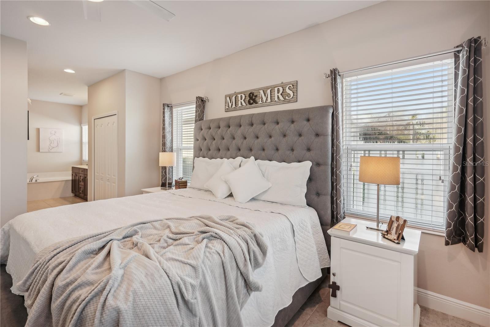 10910 BLUE MAGNOLIA LN, PARRISH, FL, 34219