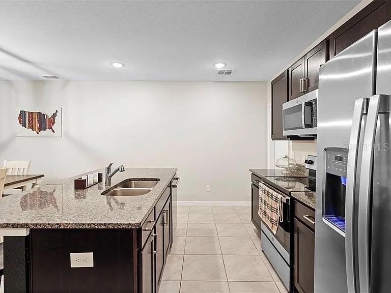 635 BELGROVE ST, DEBARY, FL, 32713