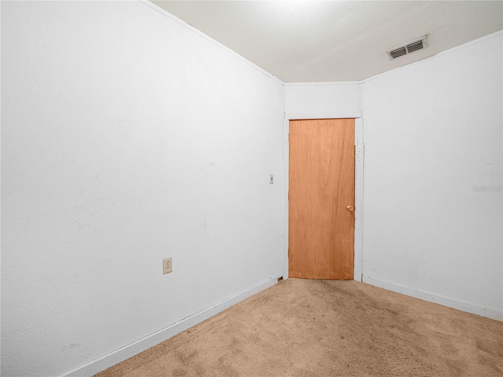 715 S SEMINOLE AVE, FORT MEADE, FL, 33841