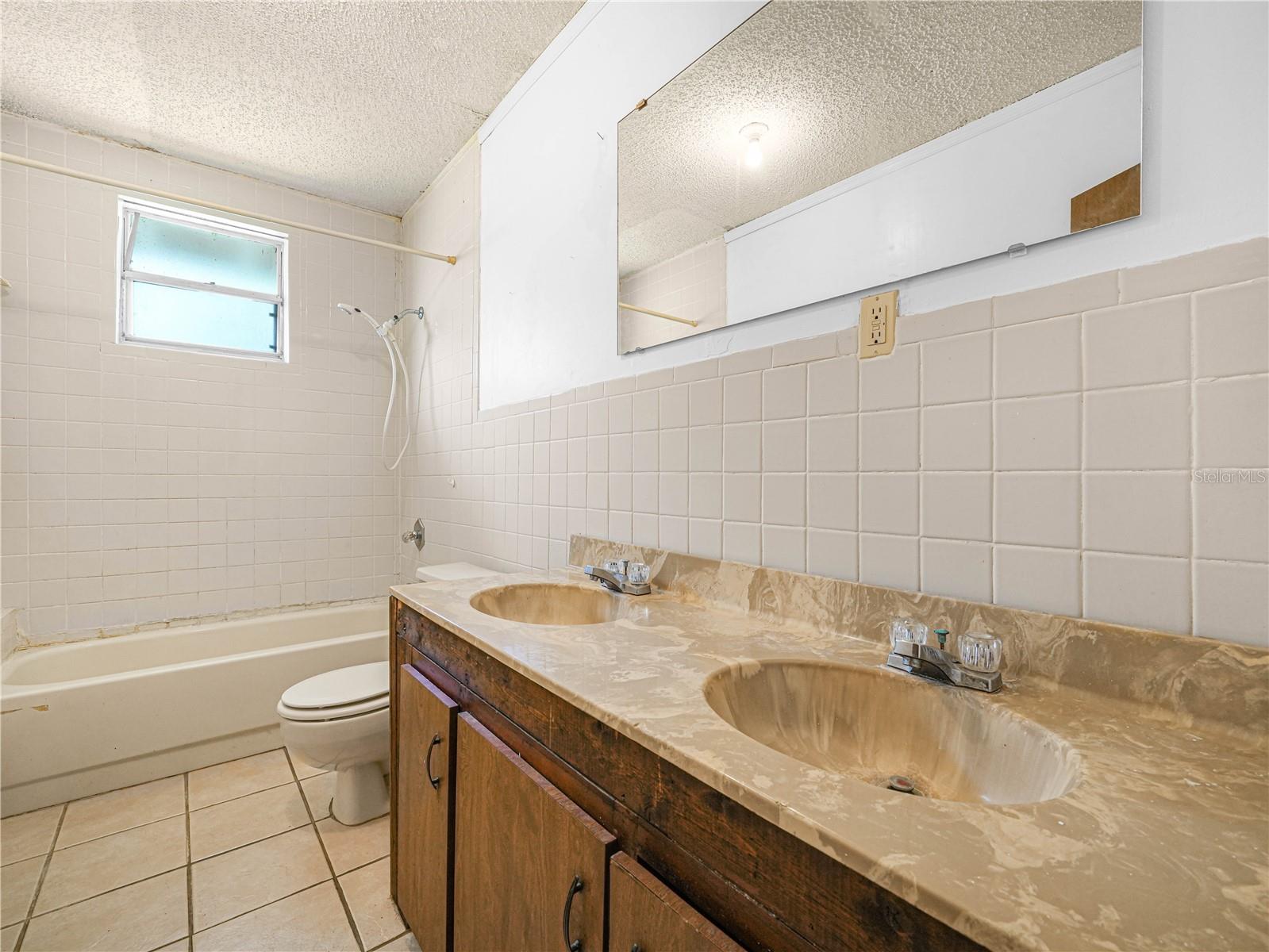 715 S SEMINOLE AVE, FORT MEADE, FL, 33841