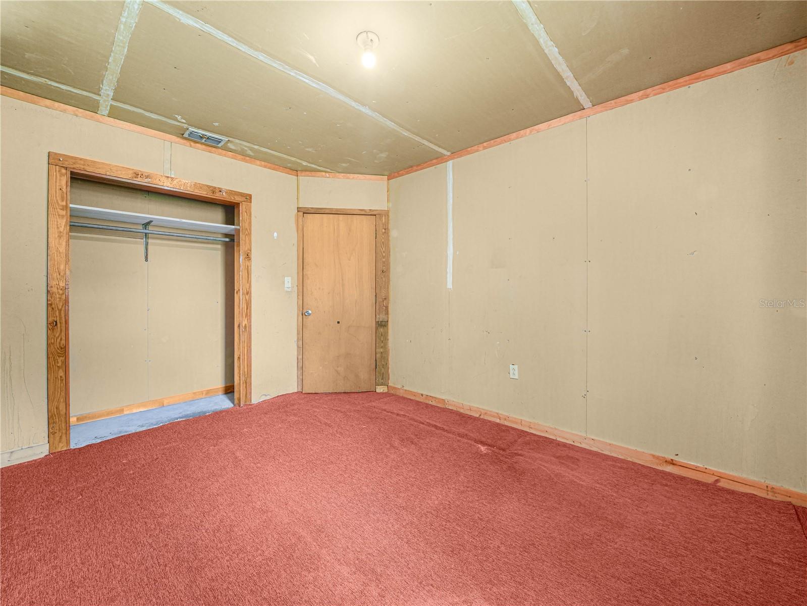 715 S SEMINOLE AVE, FORT MEADE, FL, 33841