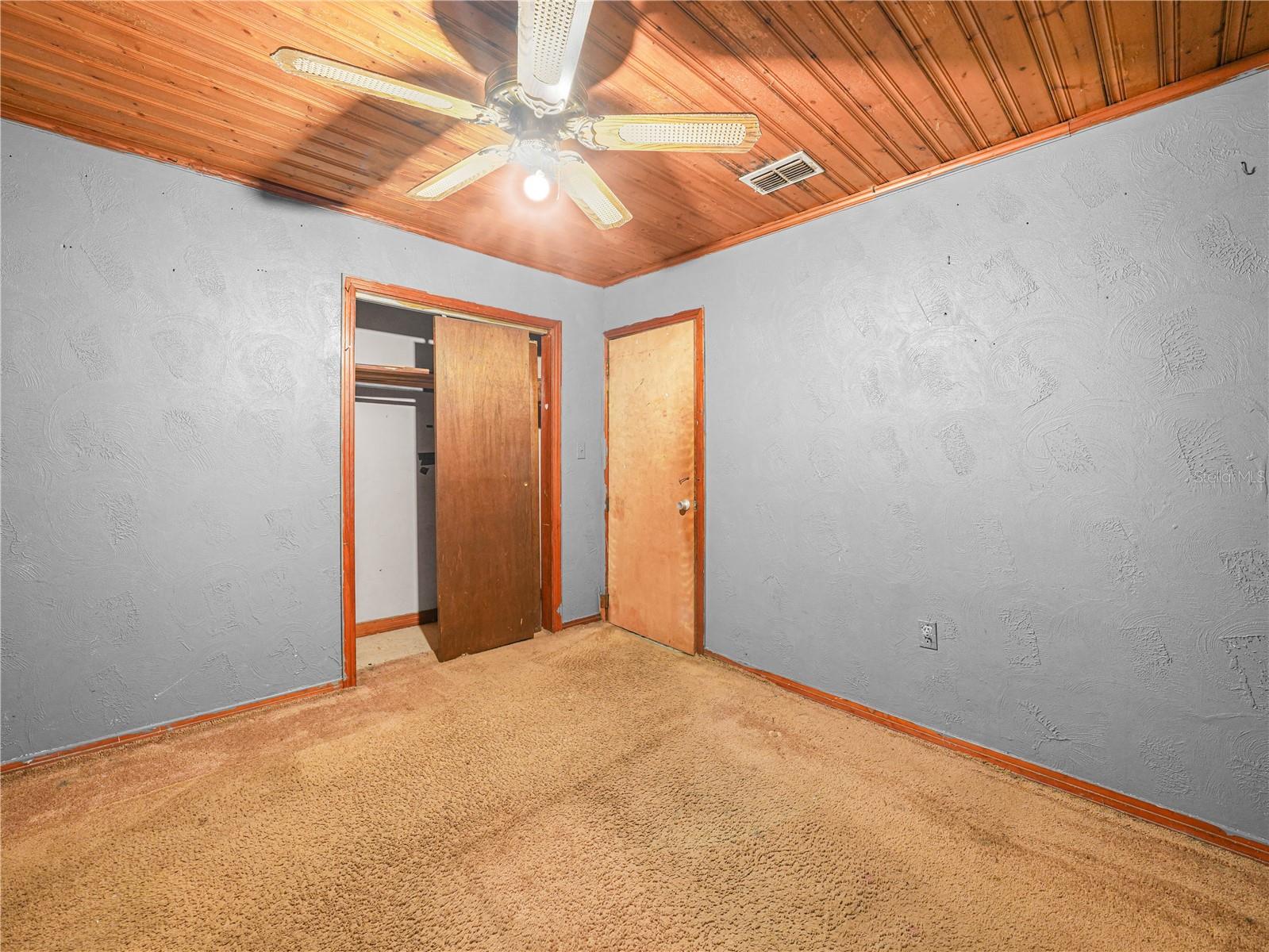 715 S SEMINOLE AVE, FORT MEADE, FL, 33841