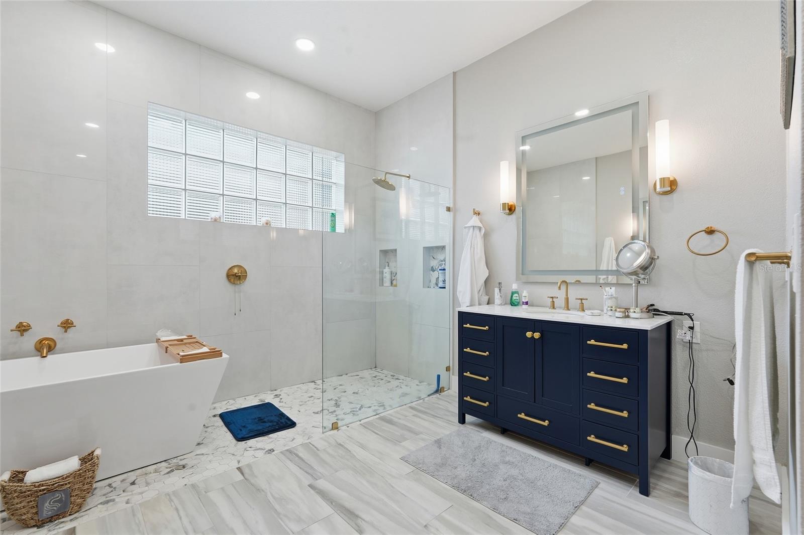 7212 SPUR CT, SARASOTA, FL, 34243