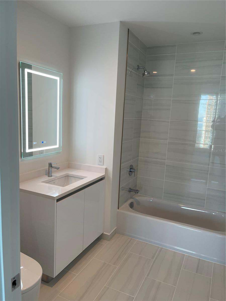 400 CENTRAL AVE #1804, ST PETERSBURG, FL, 33701