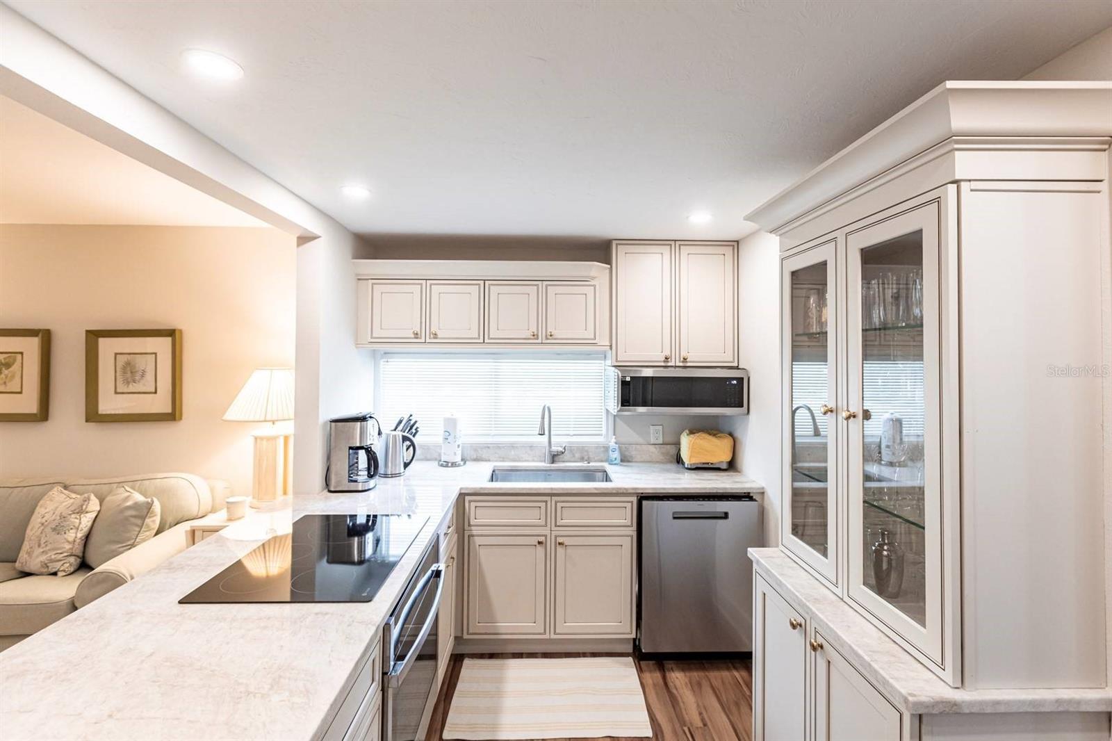 6023 W PEPPERTREE WAY #235, SARASOTA, FL, 34242