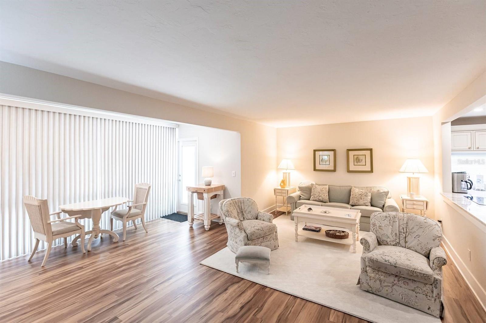 6023 W PEPPERTREE WAY #235, SARASOTA, FL, 34242